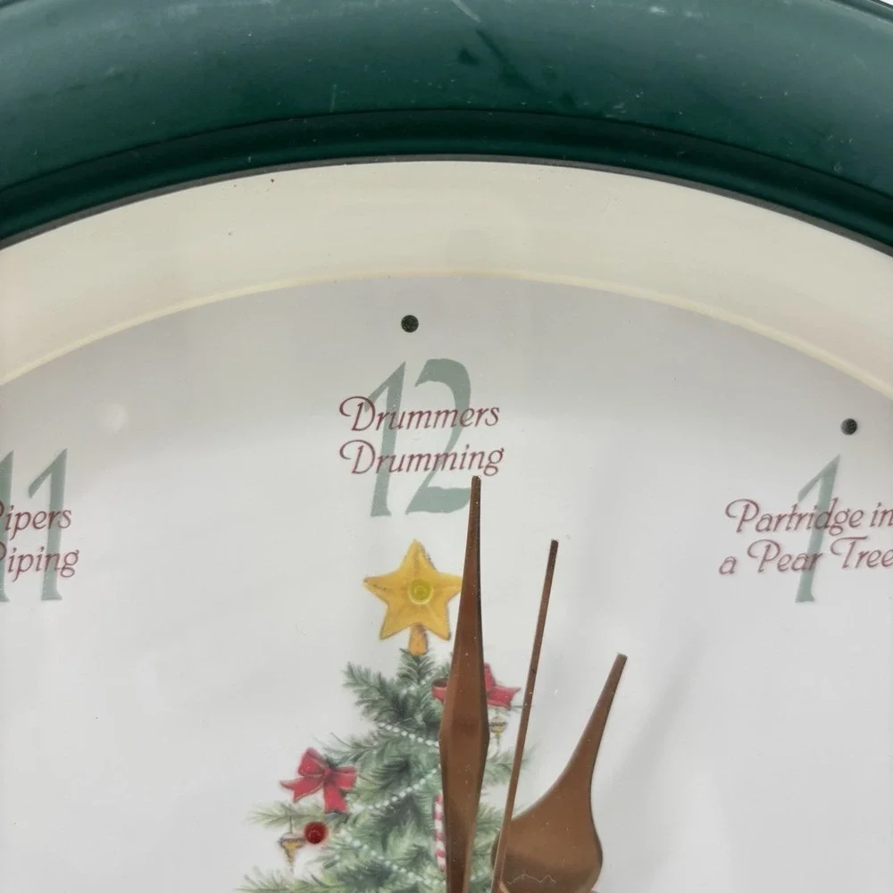 Tozaj‎ Wall Clock 12 Days of Christmas Musical Singing Lighted 13